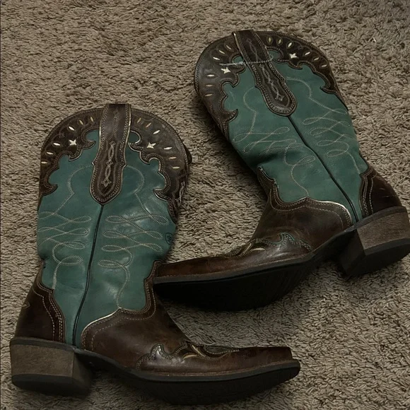 Ariat Western Cowboy Boots - Picture 3 of 5